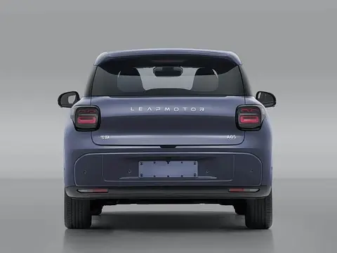 定位小型车，瞄准五菱缤果S 零跑A05申报信息曝光